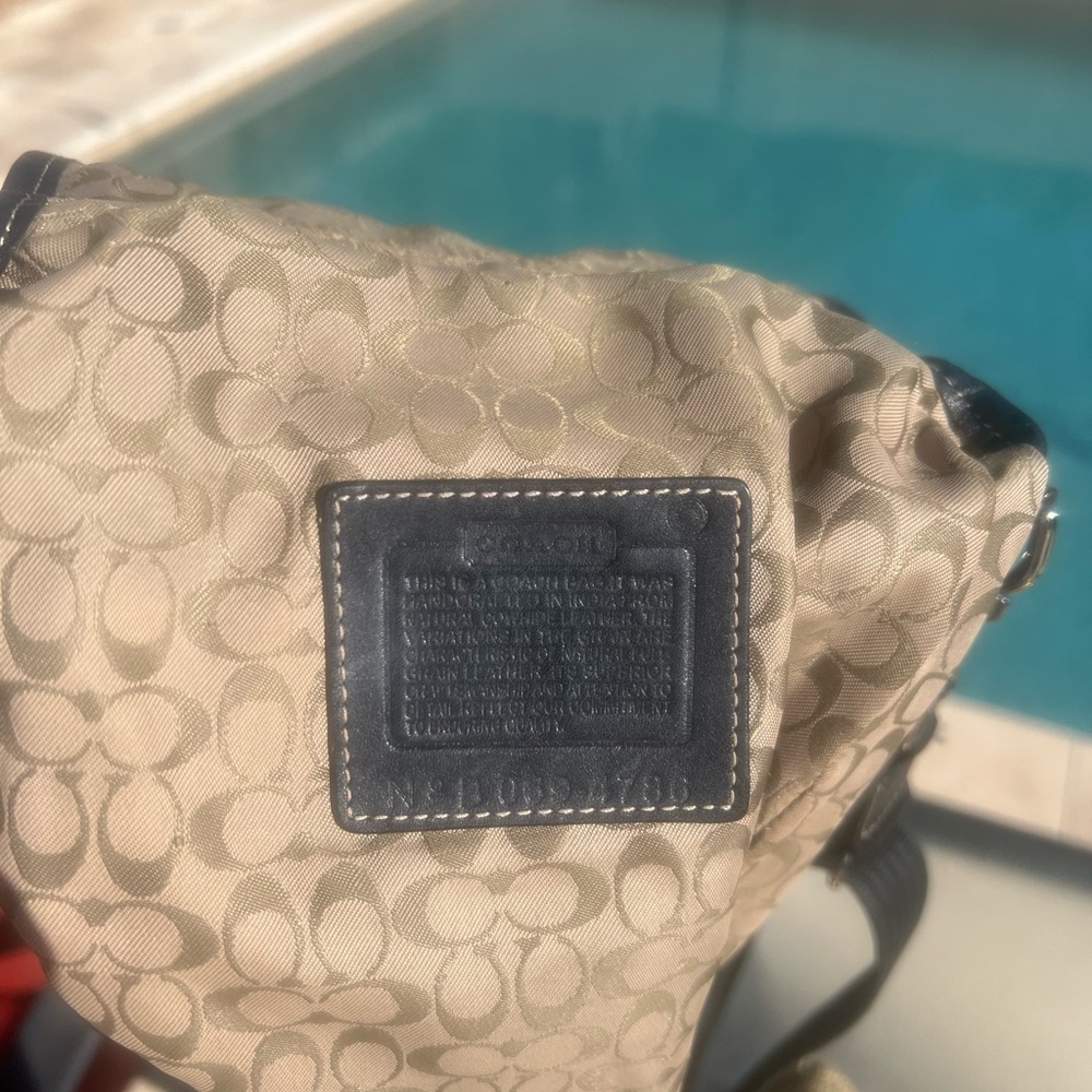 Coach Black Crossbody Bag SoHo Mini Y2K with Buckle Excellent Condition - Picture 8 of 10